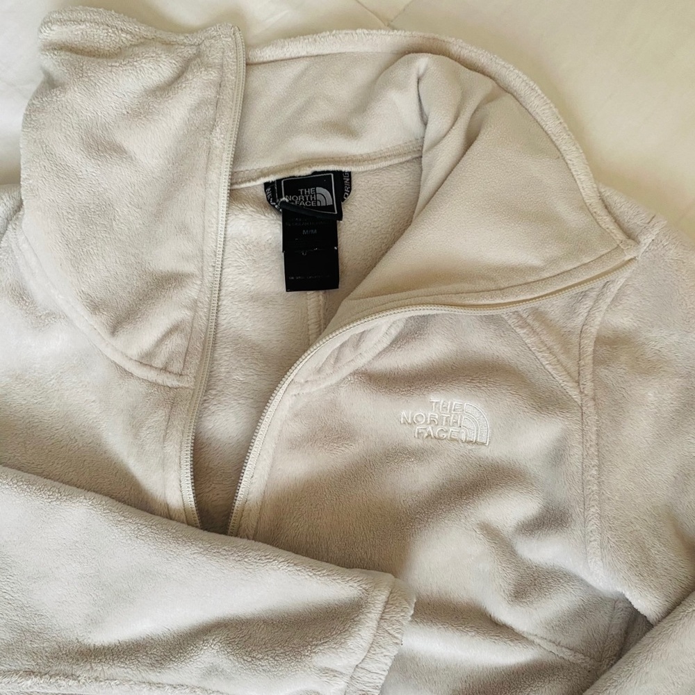 The North Face White Fleece Ultra Soft Size Medium